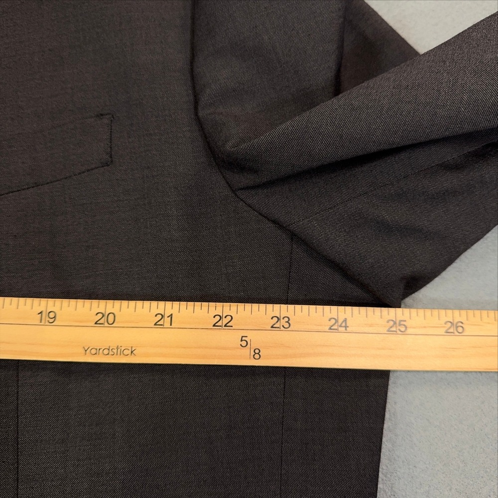 Jos. A. Bank Traveler Blazer Charcoal Gray Wool Blend Tailored Fit 48 Long NWOT - Picture 3 of 12